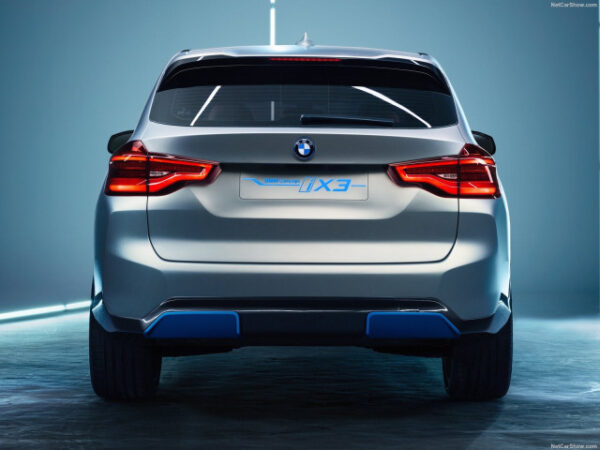 2023 BMW IX3