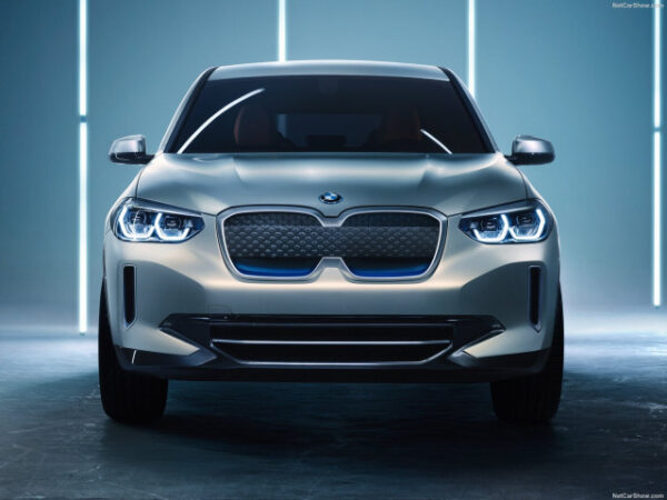 2023 BMW IX3