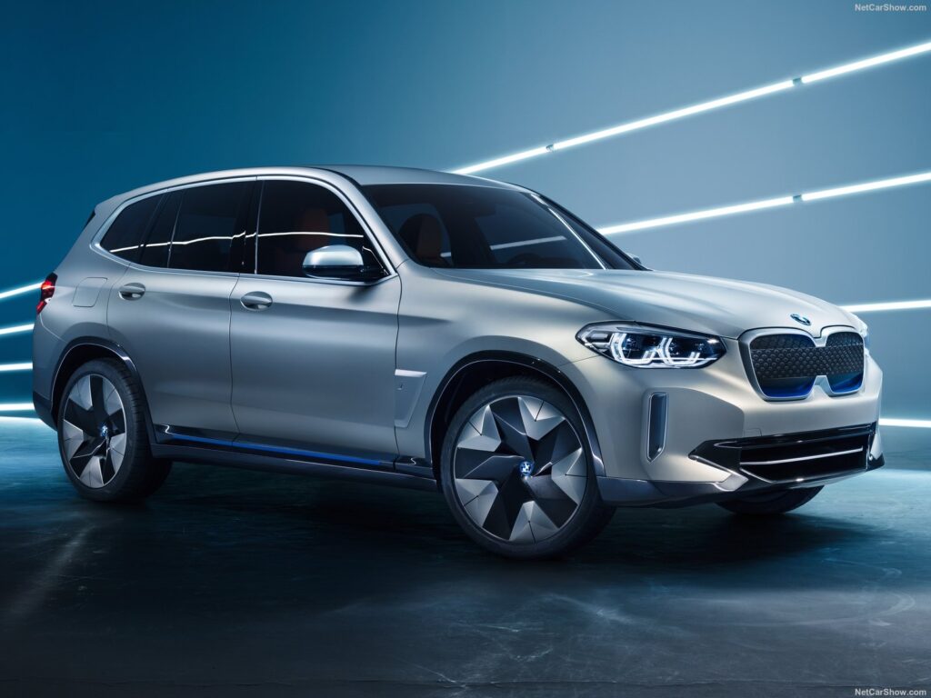2023 BMW IX3