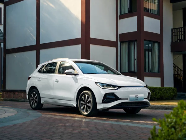 2023 BYD E2